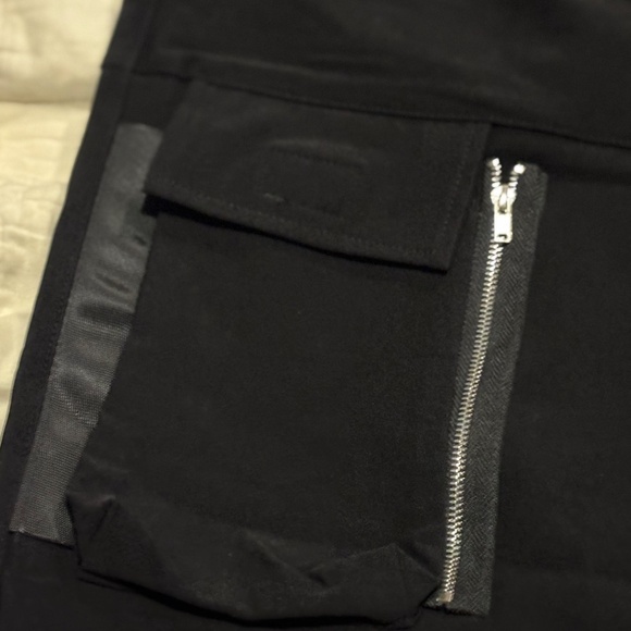🖤 Unbranded Techwear Cargo Joggers | Silver Zip Details | Size L - Picture 5 of 9